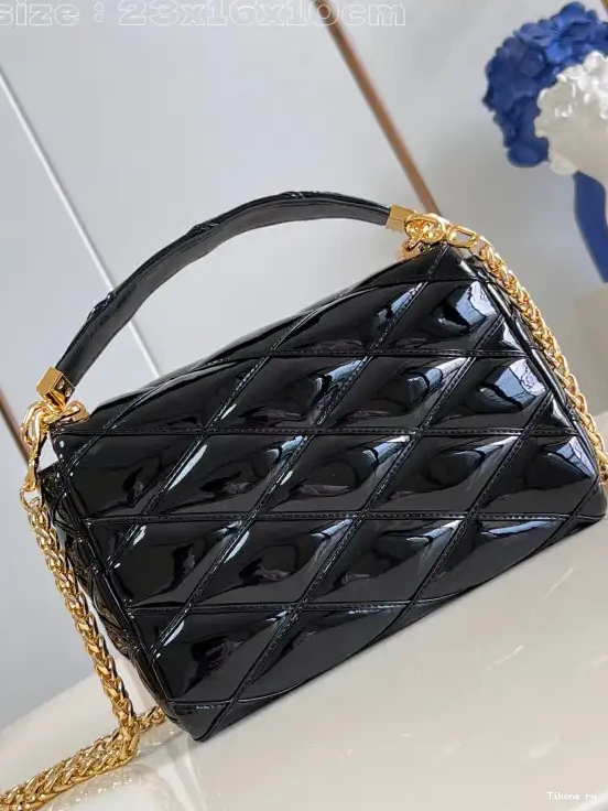 Cheap Pico LOUIS VUITTON GO-14-23*16*10CM 0613